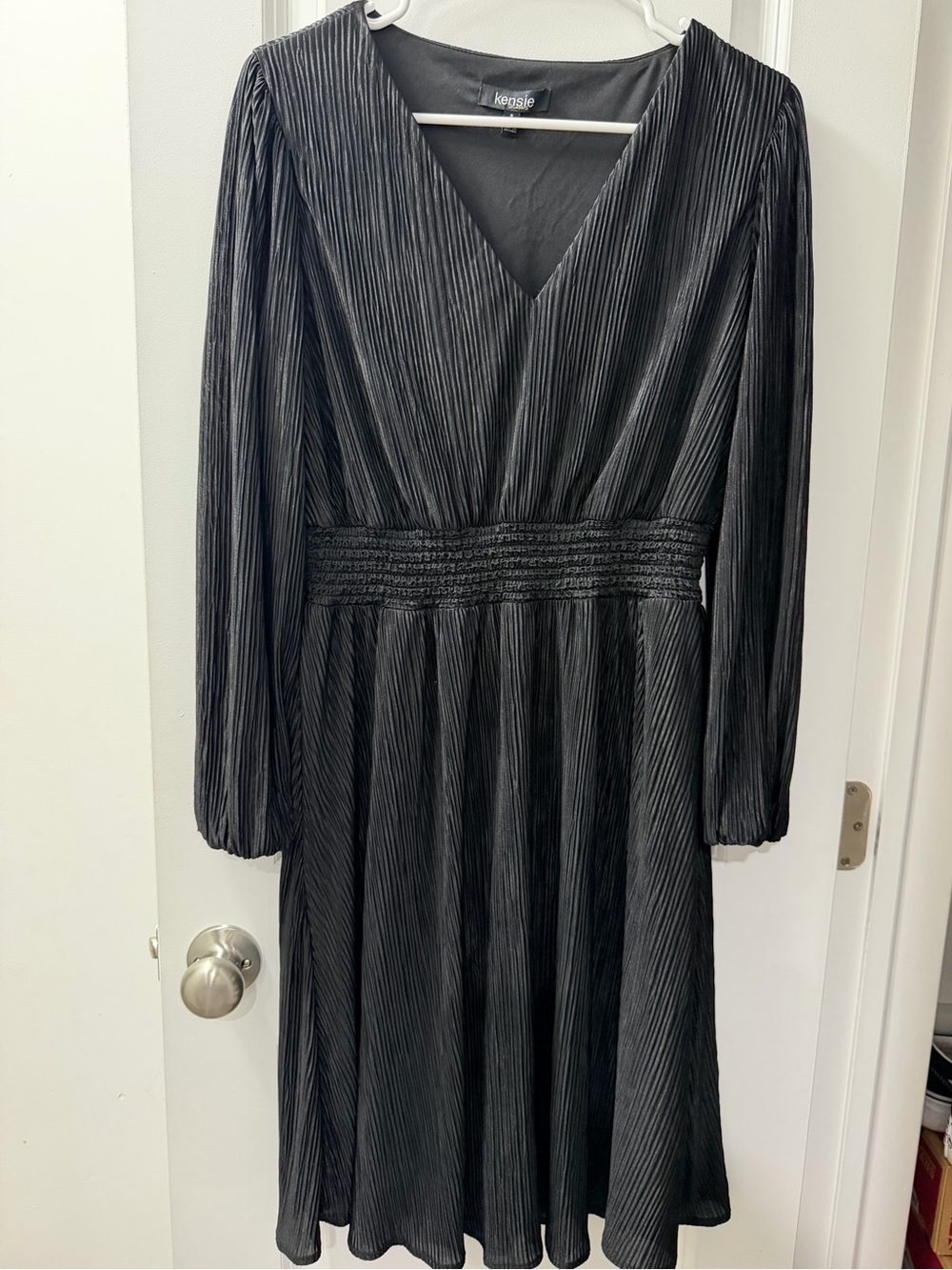 Kensie Black V-Neck Long Sleeve Pleated Smocked Waist Dress - Picture 2 of 6